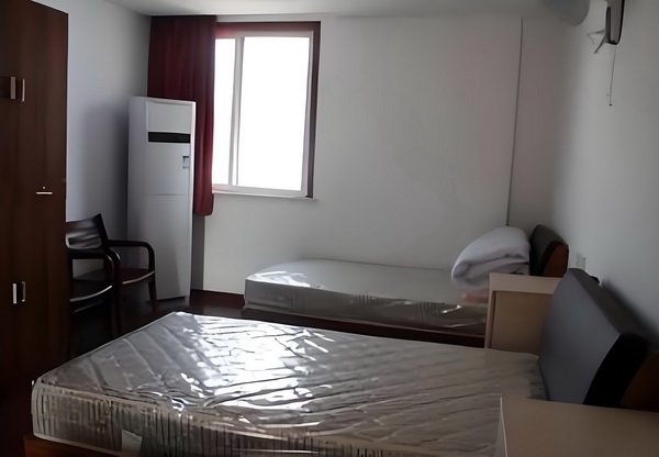 细节藏不住爱！白敬亭晒家意外暴露恋情？